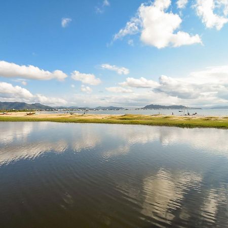 Apartamento térreo em Condomínio Pé na Areia P847 Florianópolis Extérieur photo